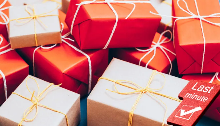 Time Crunch? The Ultimate Last-Minute Holiday Gift Guide